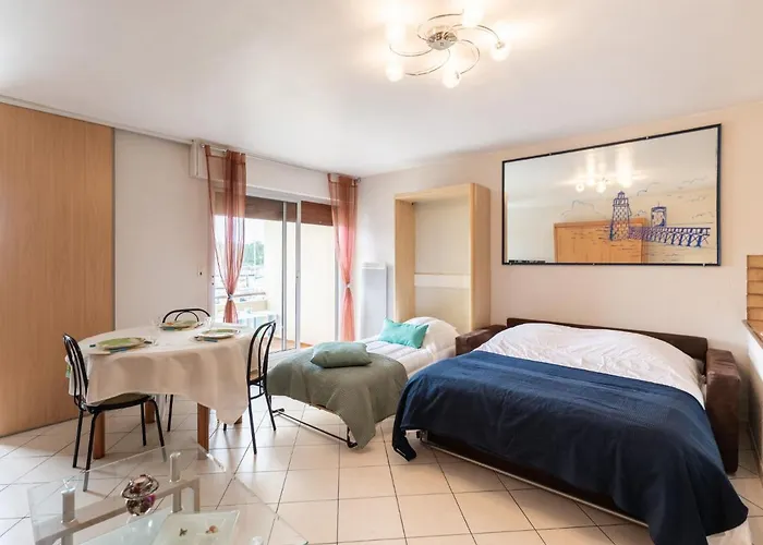 Le Grand Foc-2 By Interhome קפברטון